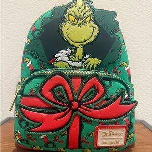NWT Dr. Seuss Loungefly Grinch Present Mini Backpack